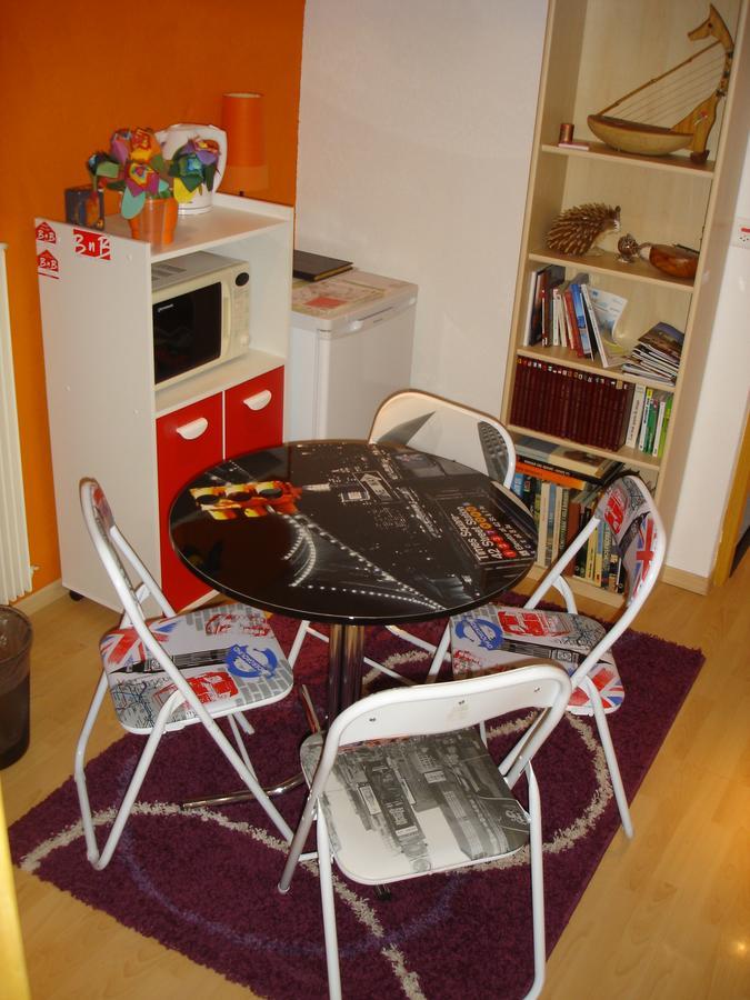 אייגל Bnb Le Relais Du Chateau מראה חיצוני תמונה